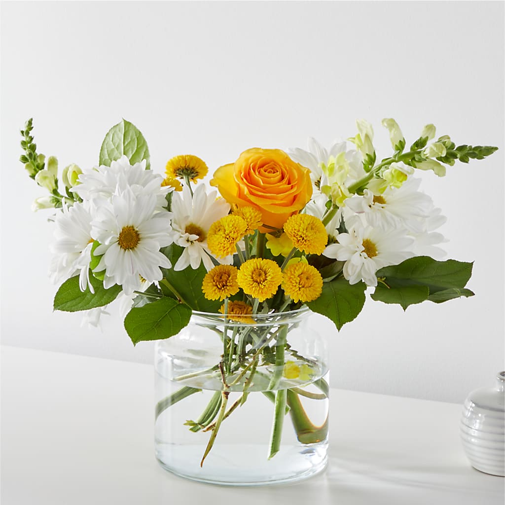 Sun Salutation Bouquet – Russ, Lincoln NE