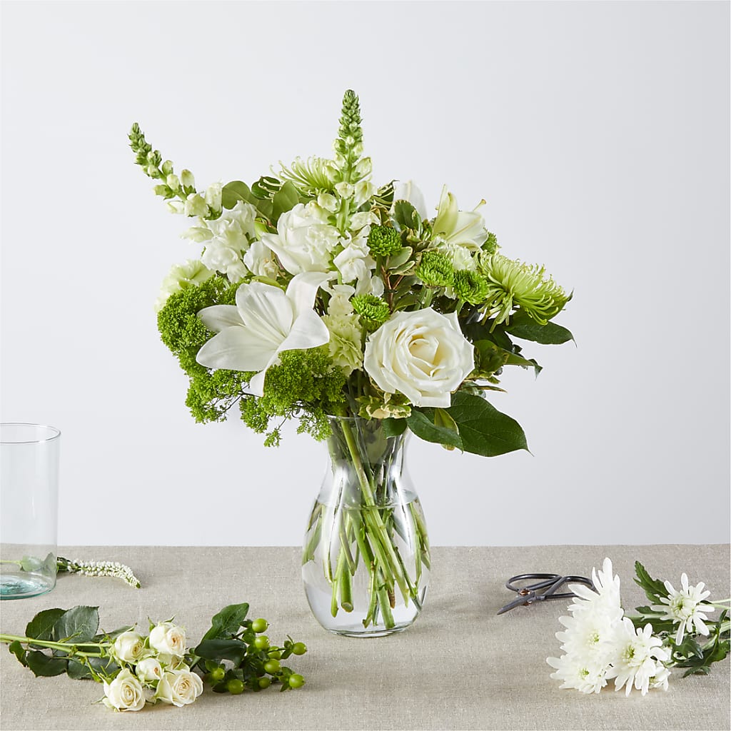 Irish Garden - A Florist Original – Russ, Lincoln NE