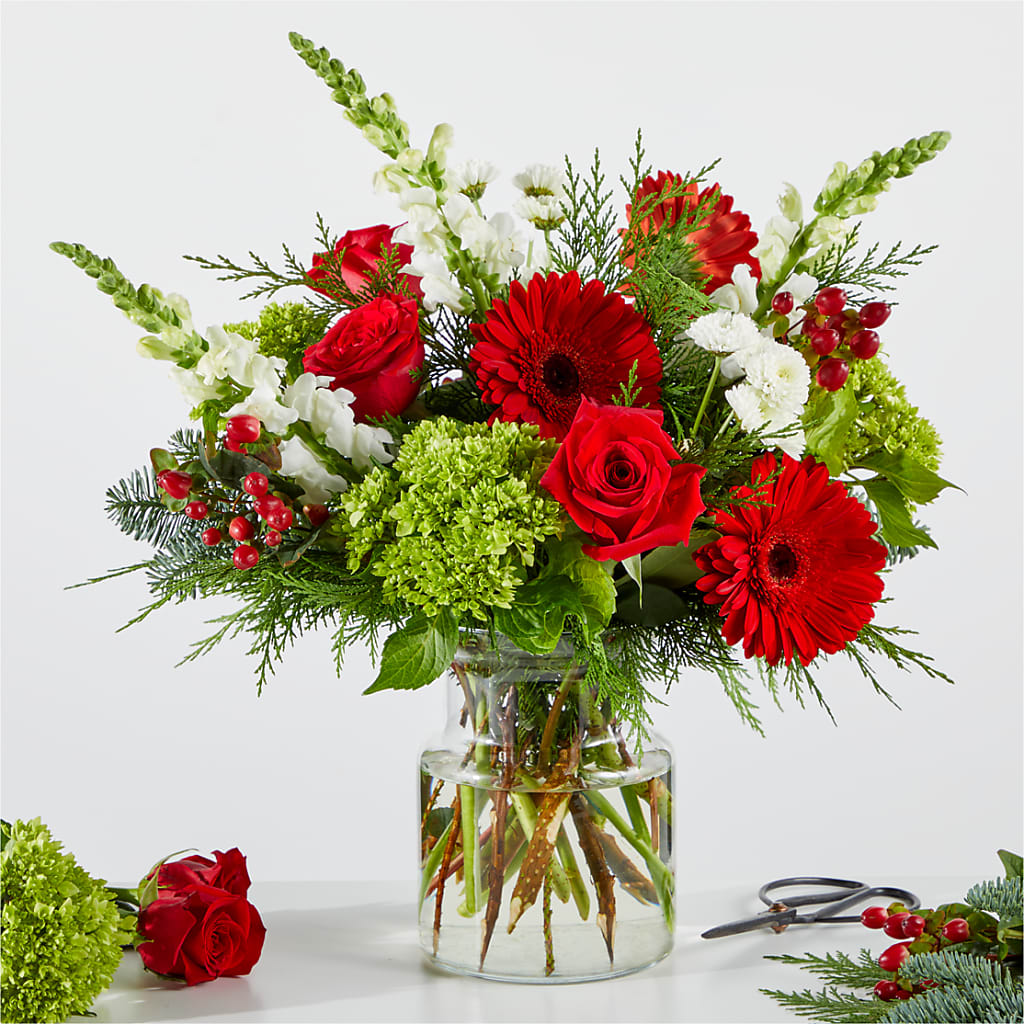 Merry Moment Bouquet – A Florist Original – Russ, Lincoln NE