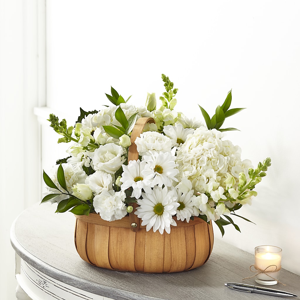 Pure Ivory Basket – Russ, Lincoln NE