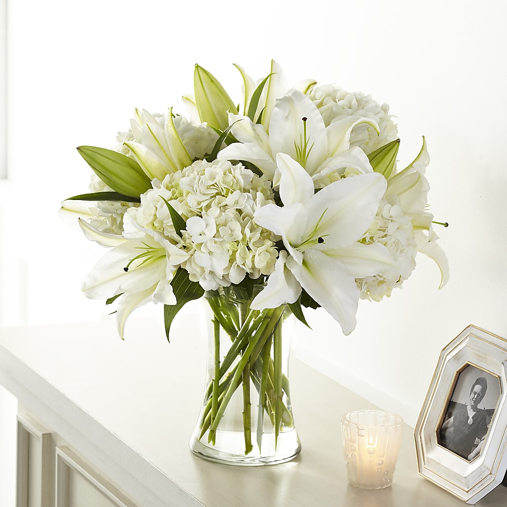 Compassionate Lily Bouquet – Russ, Lincoln NE