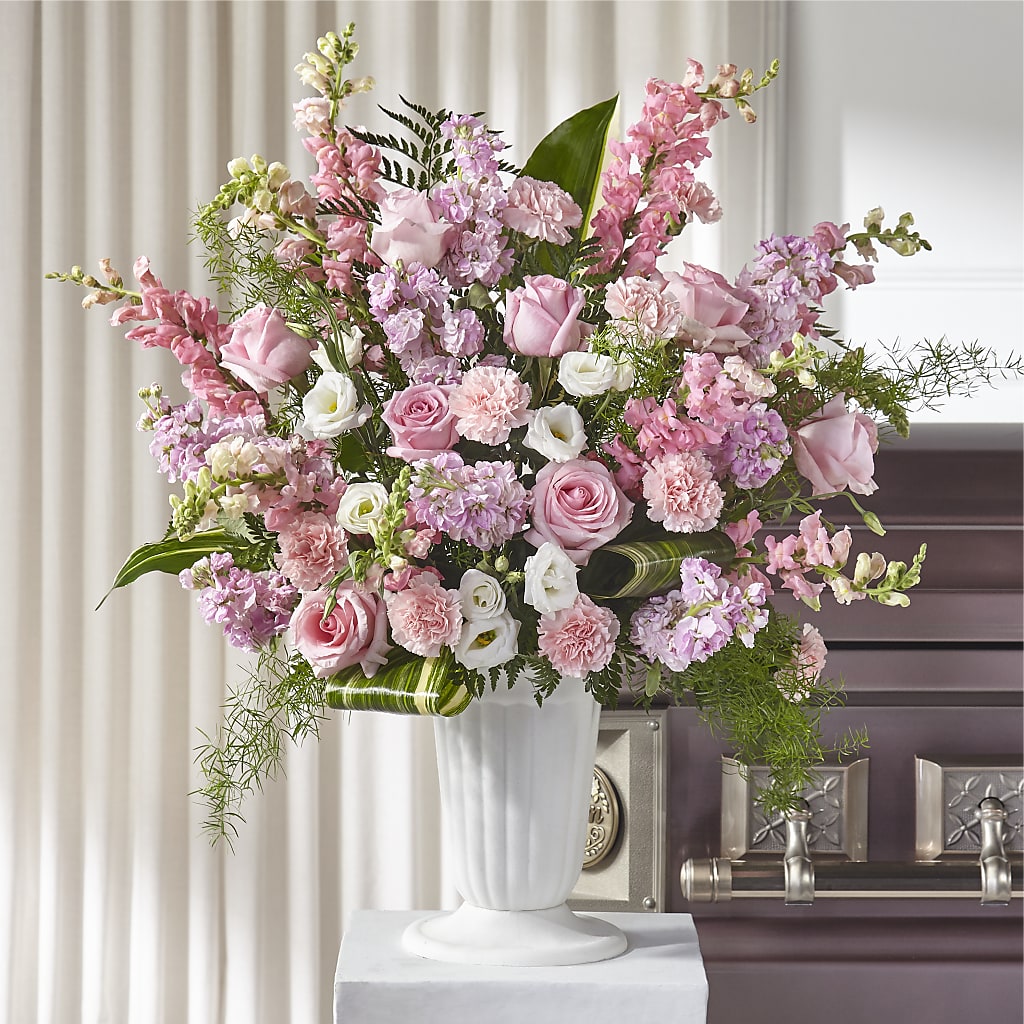 Divine Comfort Arrangement – Russ, Lincoln NE