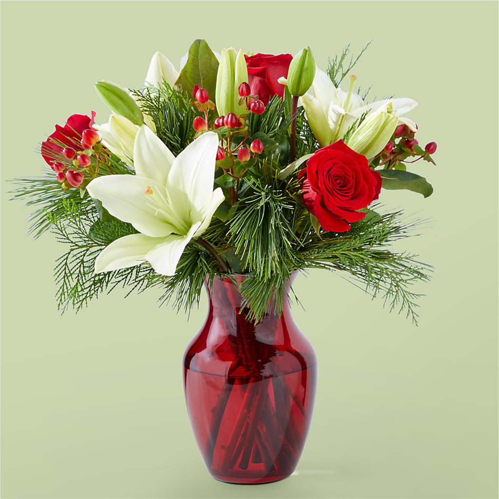 Evergreen Delight Bouquet – Russ, Lincoln NE