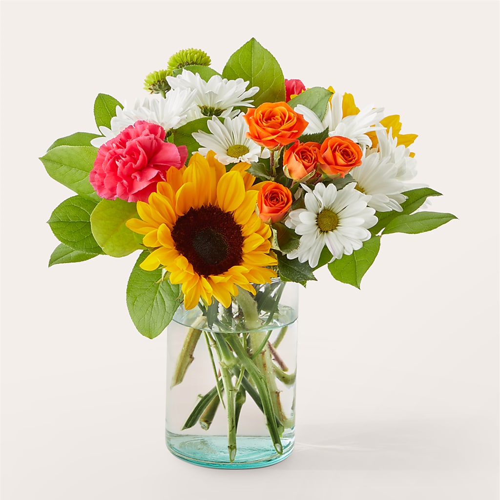 Sun-drenched Blooms Bouquet – Russ, Lincoln NE