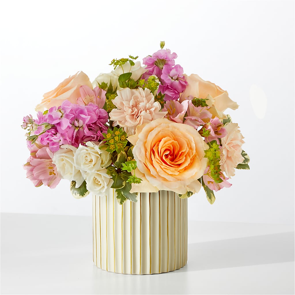 Paradise Bouquet with Ivory Vase – Russ, Lincoln NE