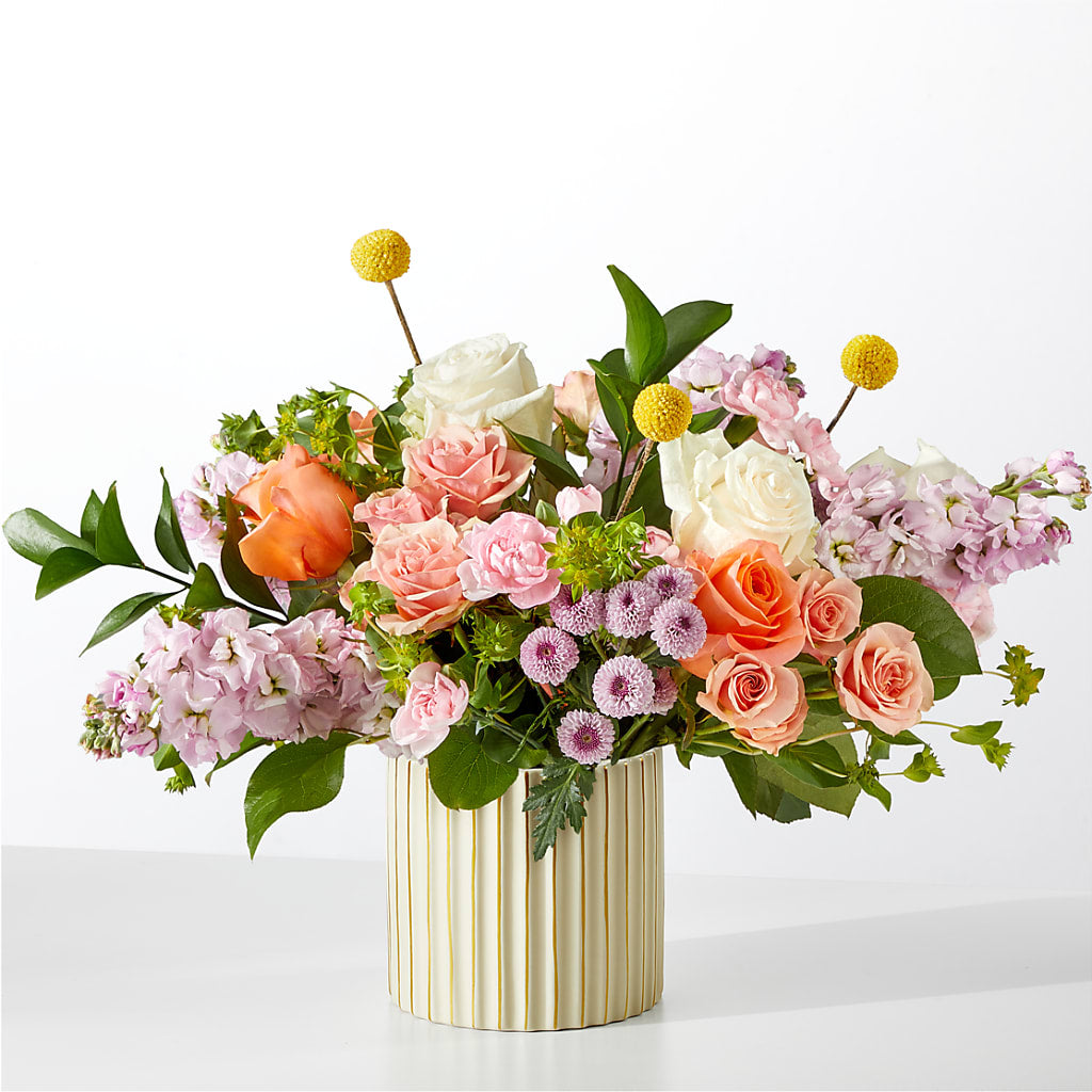 French Market Bouquet with Ivory Vase – Russ, Lincoln NE