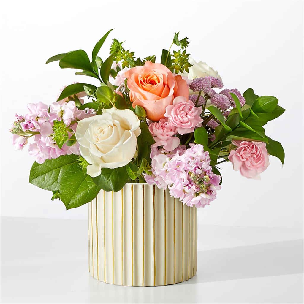 French Market Bouquet with Ivory Vase – Russ, Lincoln NE