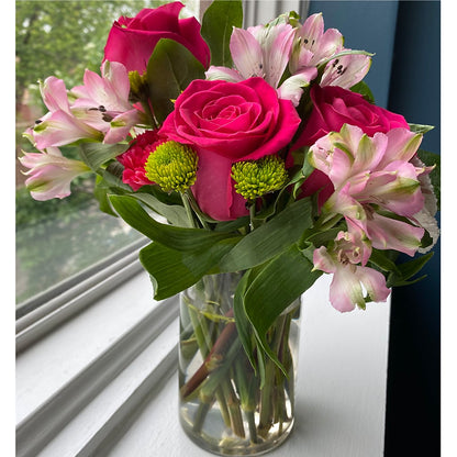 Sweet & Pretty Bouquet –  Russ, Lincoln NE
