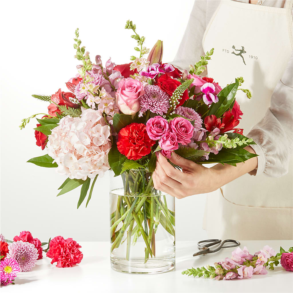 Swooning Over You - A Luxury Florist Original –  Russ, Lincoln NE