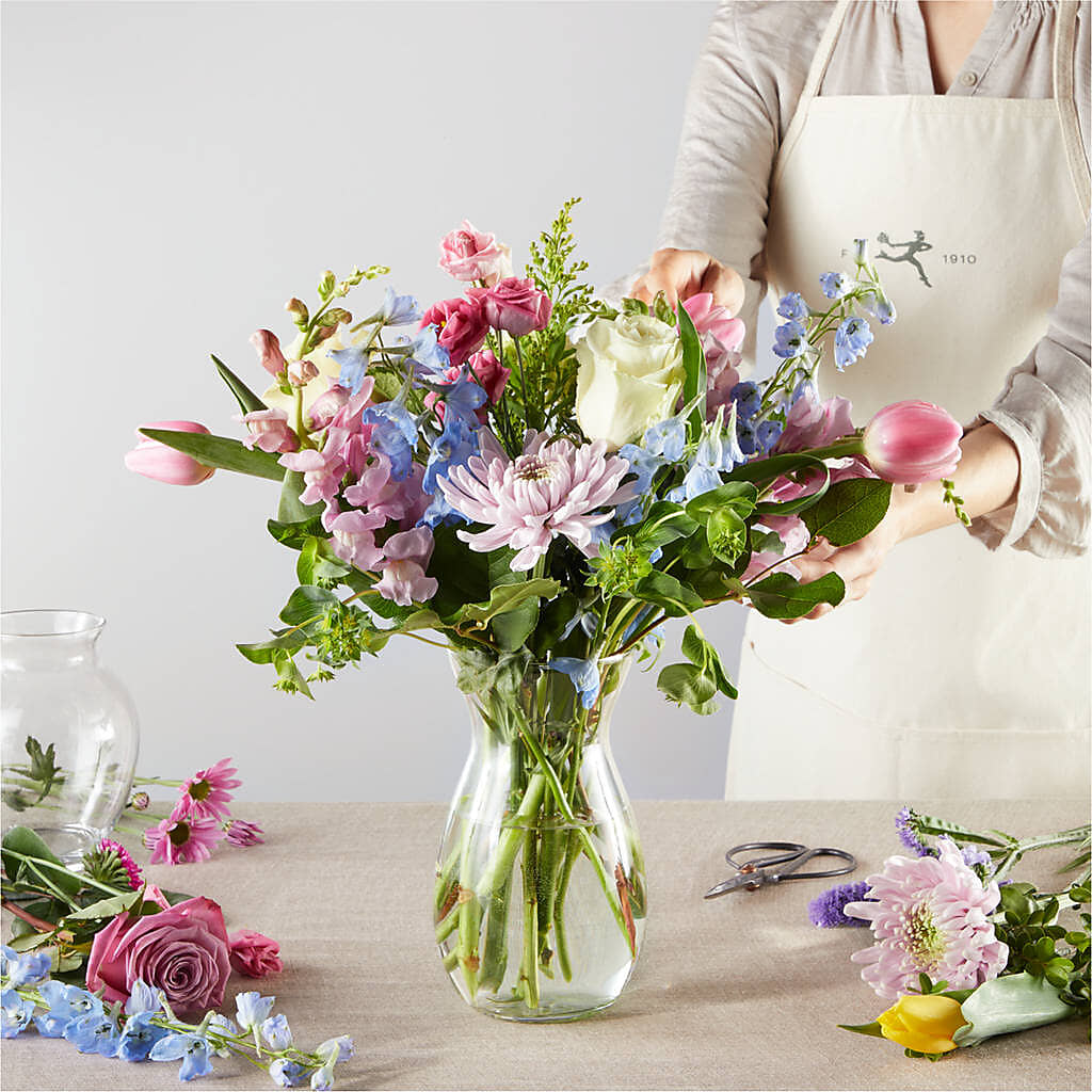 Pastel Tradition - A Florist Original –  Russ, Lincoln NE