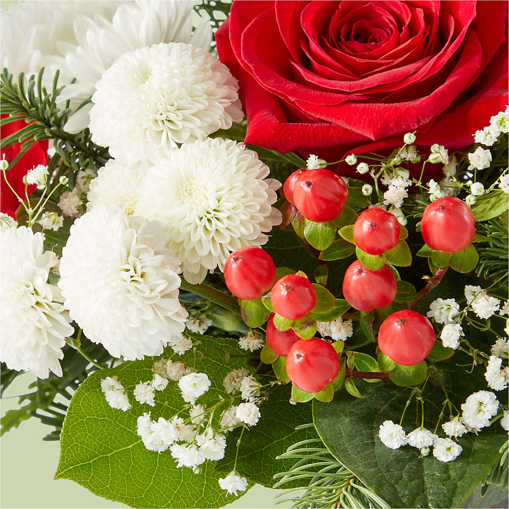 Chance of Flurries Bouquet –  Russ, Lincoln NE