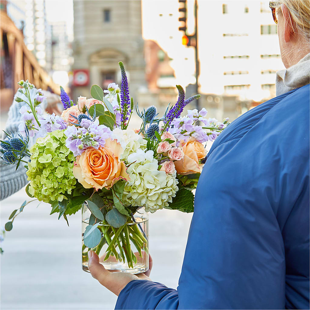 Porch Swing Bouquet –  Russ, Lincoln NE