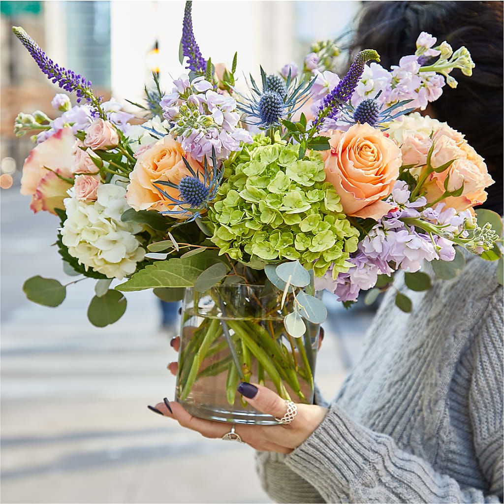 Porch Swing Bouquet –  Russ, Lincoln NE